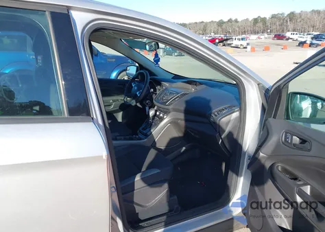 2016 Ford Escape S из США, поврежденный, VIN 1FMCU0F74GUA90368